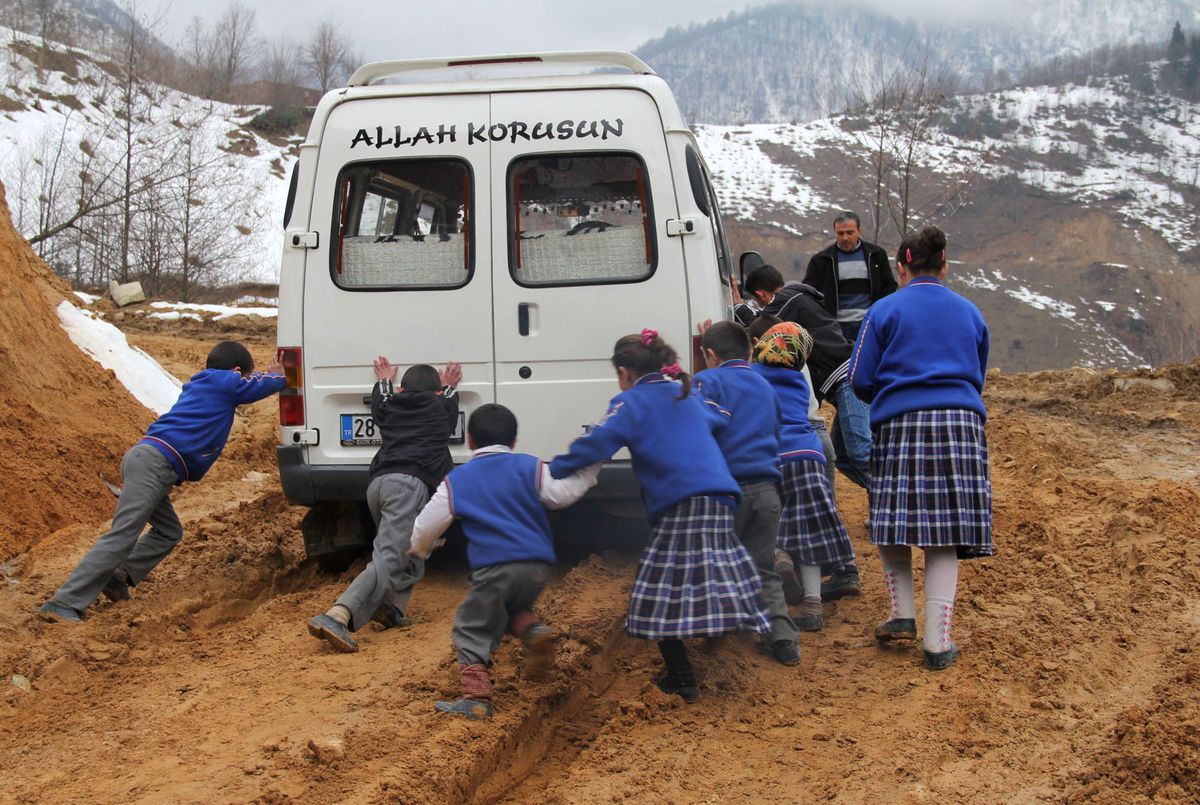 Öğrencilerin Yol Çilesi