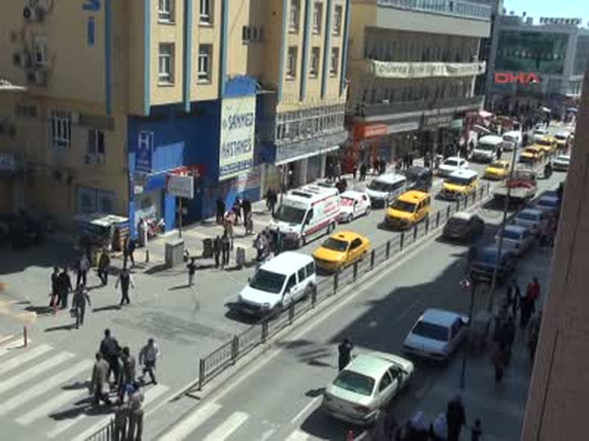 Öldürülen Taksici İçin Klaksonlu Eylem