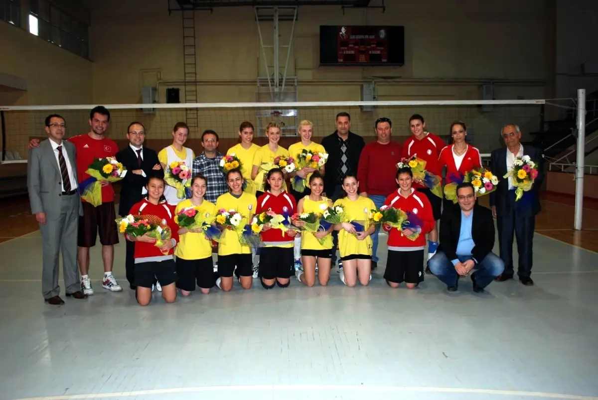 Salihli Belediyespor'un Voleyboldaki Rakipleri Belli Oldu