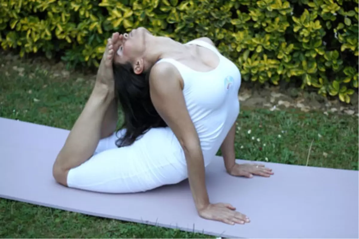 "Zayıflama İçin Yoga"