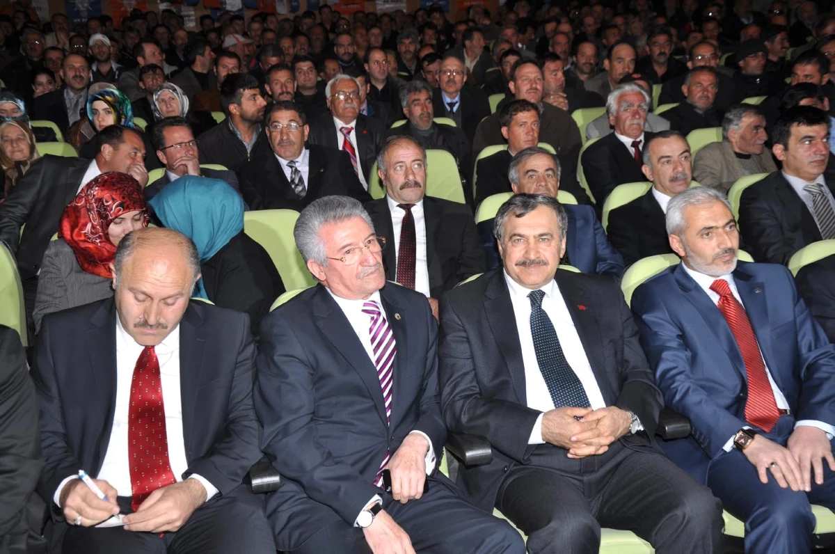 AK Parti Bayburt İl Başkanı Yusuf Elçi, Güven Tazeledi