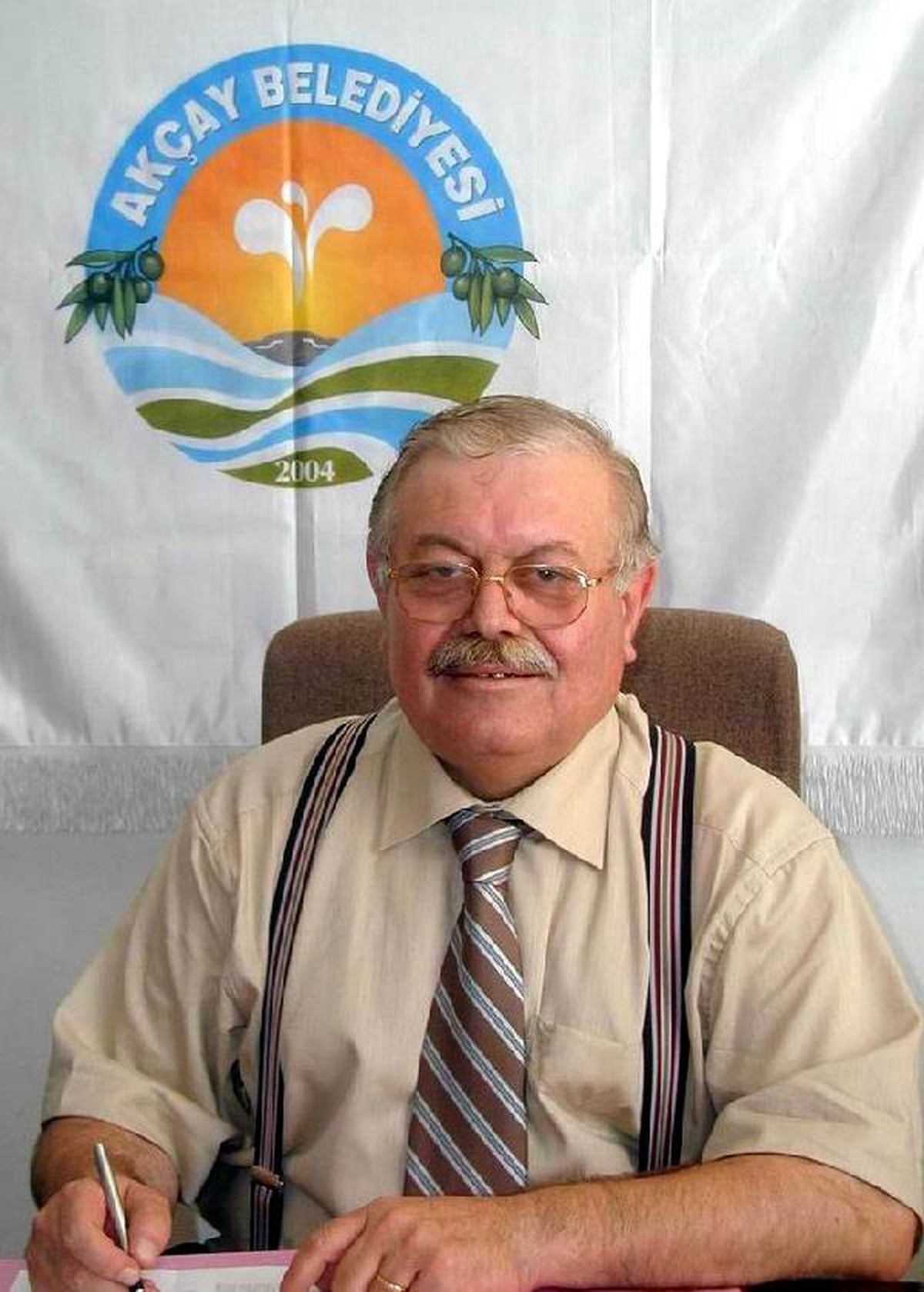 Akçay Belediye Başkanı, Rusya\'da Kalp Krizi Geçirdi