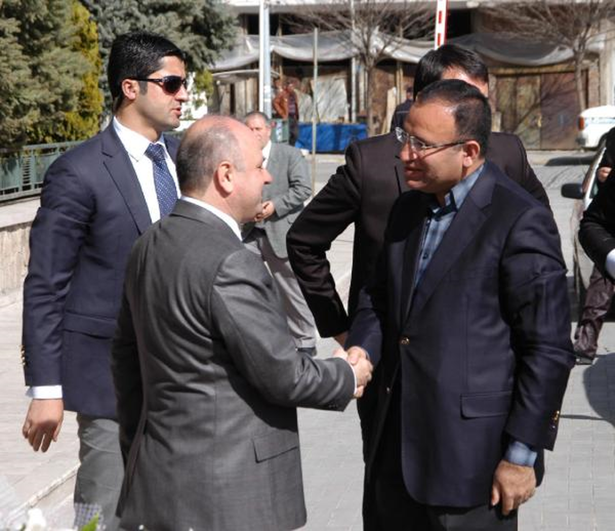 Başbakan Yardımcısı Bekir Bozdağ Uşak'ta