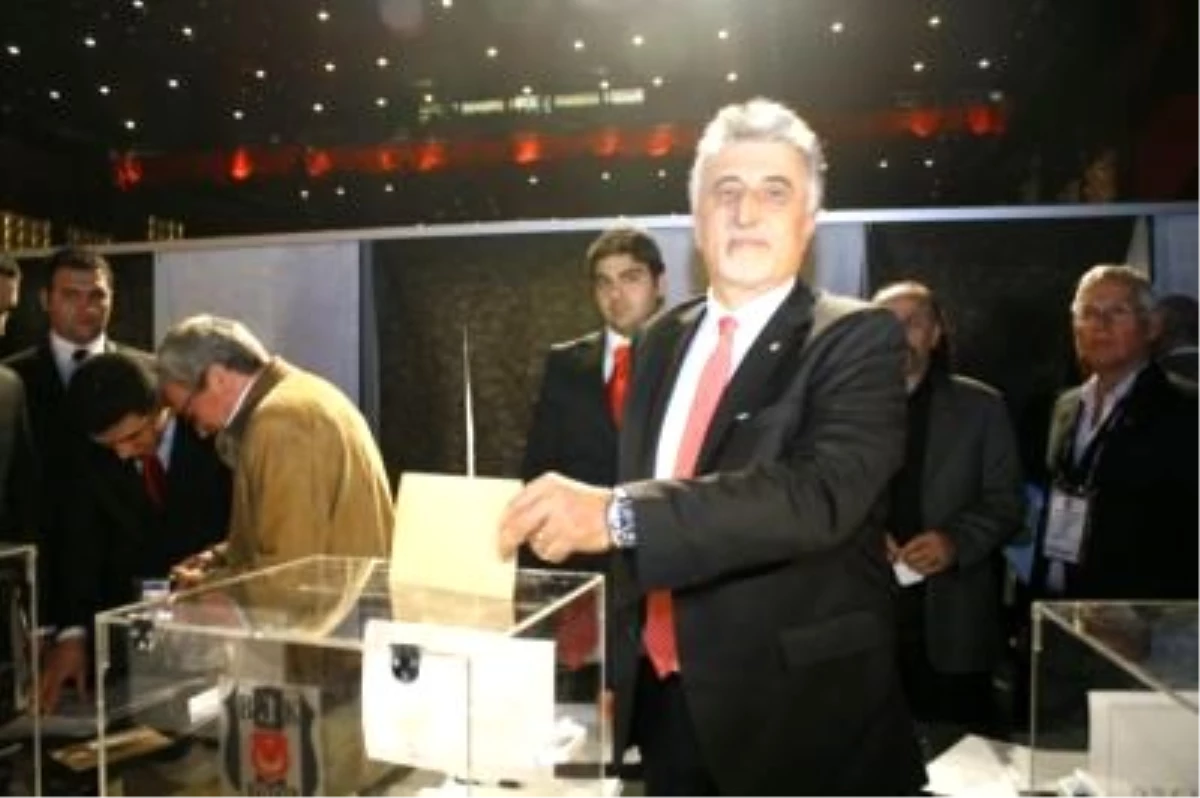 Beşiktaş Başkanını Seçiyor!