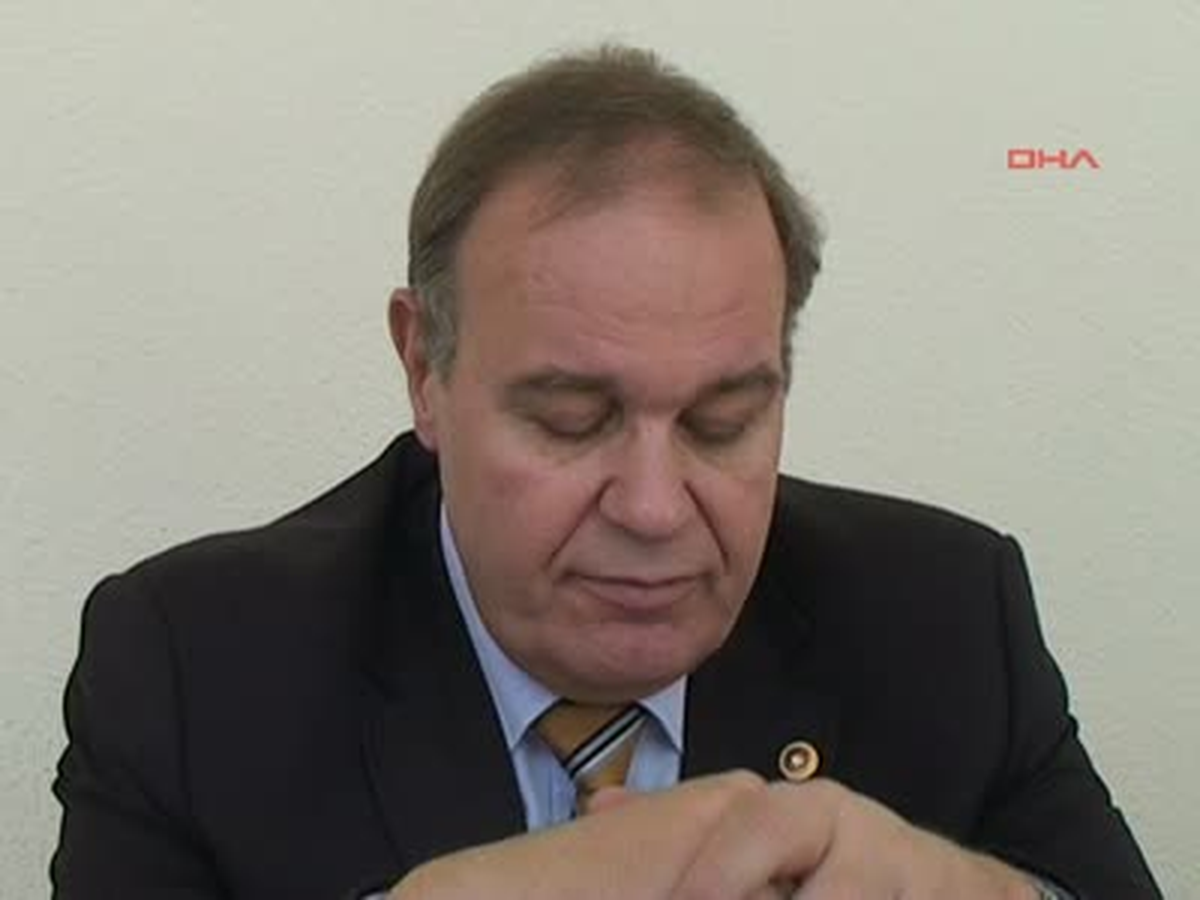 Öztrak; 'Biz Dindar Kesime Değil Kindar Kesime Karşıyız'
