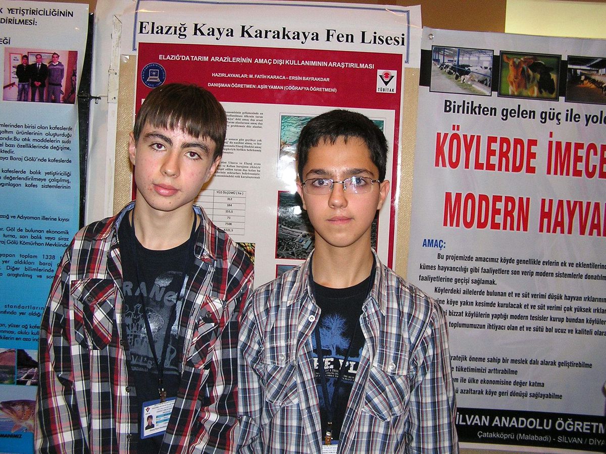 Öğrencilerin Projesi Türkiye Finaline Katılma Hakkını Elde Etti