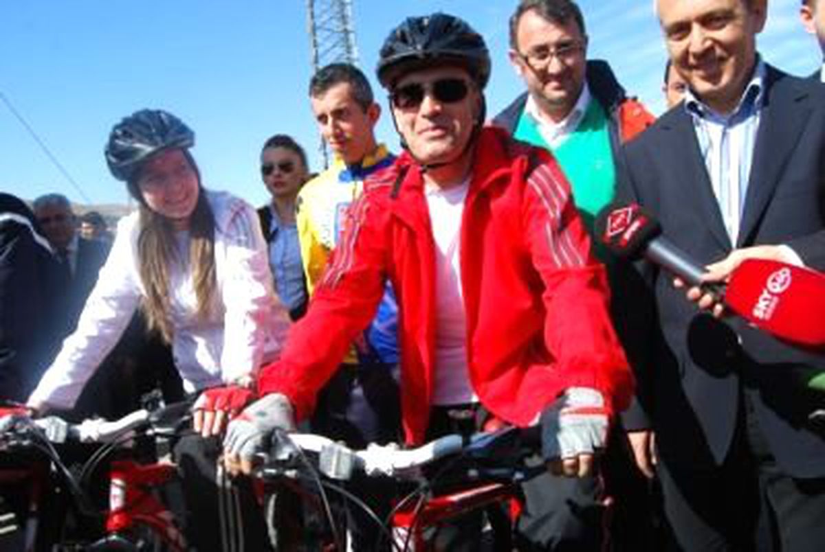 Pedallar Kardeşlik İçin Döndü