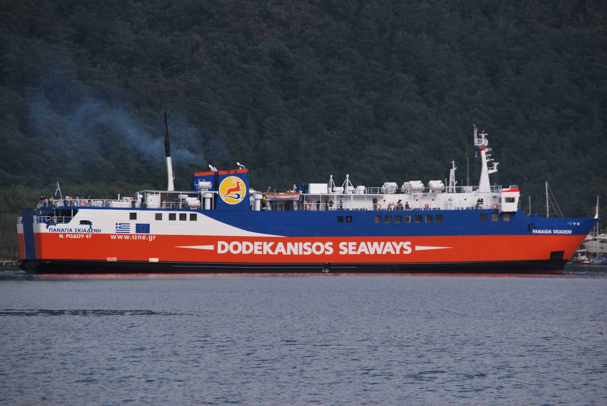 Rodosmarmaris Ro Ro Gemisi Rodos\'a Geri Döndü