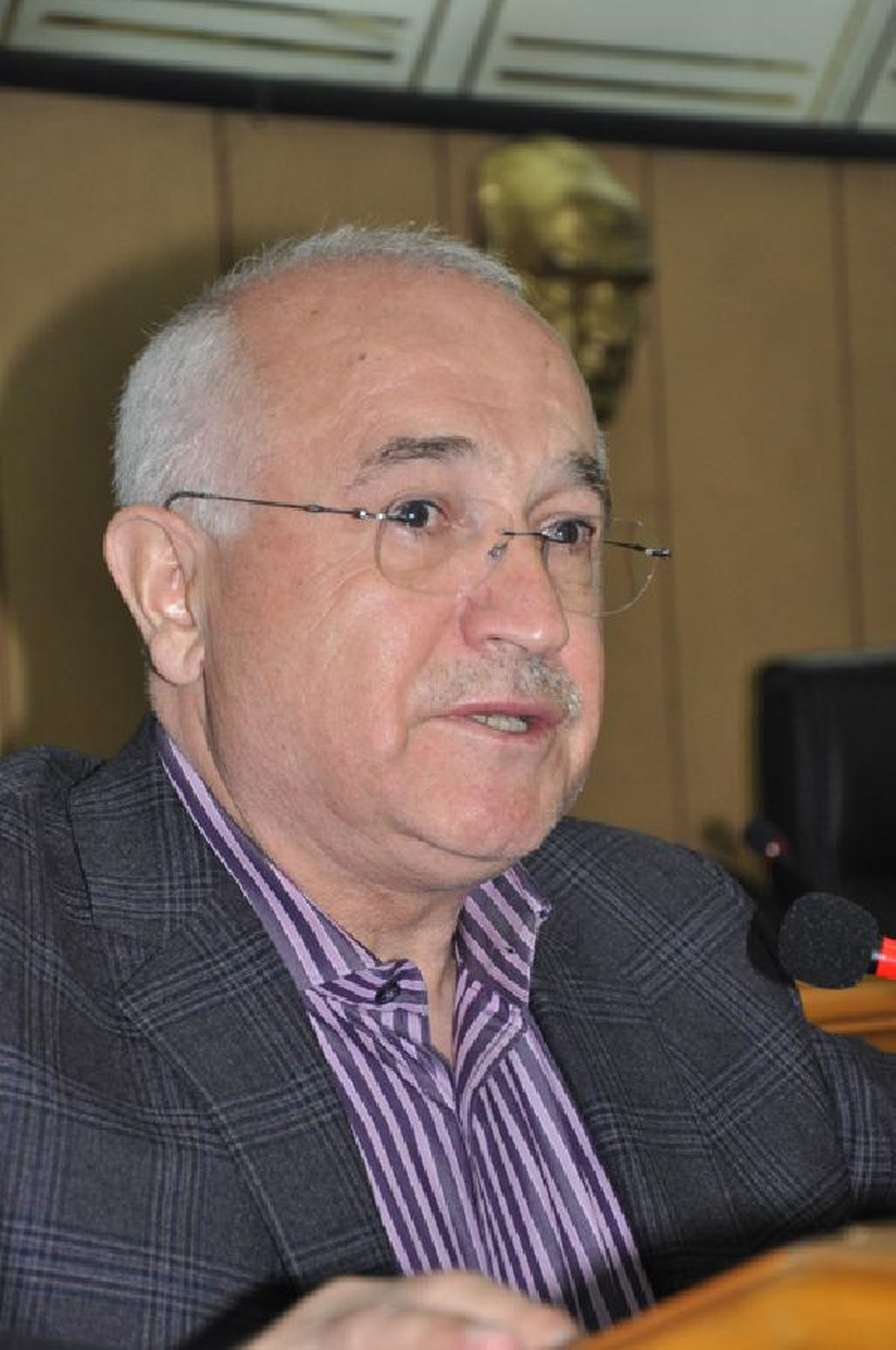 TBMM Başkanı Çiçek: Anayasa da Yaparız, Yakıcı Sorunlarını da Çözeriz (2)