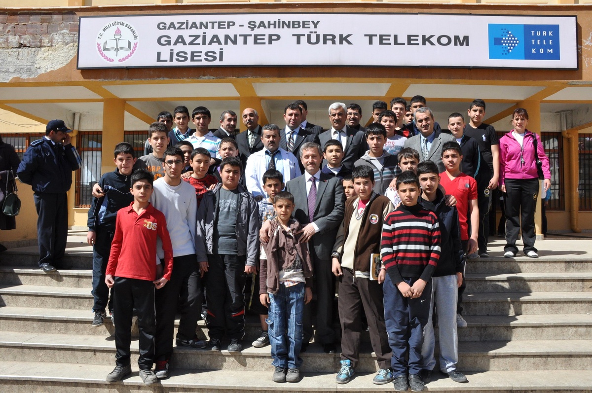 Temizlik Kampanyasına Türk Telekom Lisesi\'nden Destek