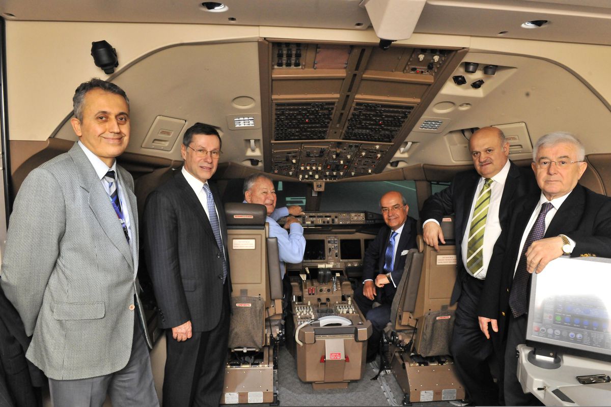 THY Eski Yönetim Kurulu Başkanları Simülatörde Buluştu