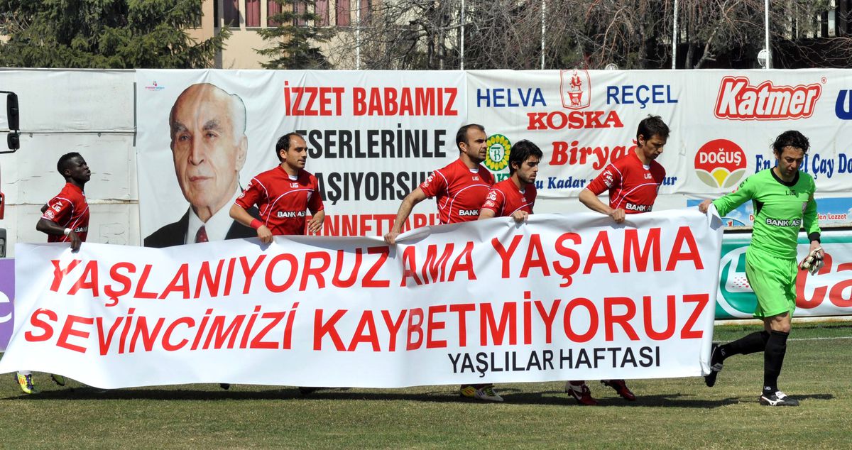 Yaşlılar Günü\'nde Anlamlı Jest