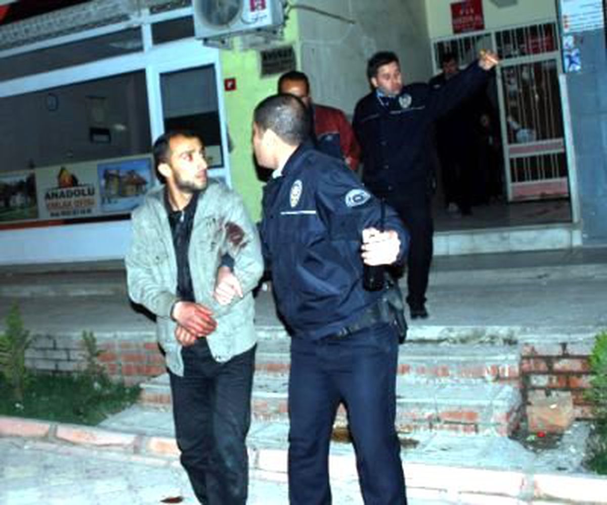 Adıyaman\'da Silahlı Kavga: 2 Yaralı