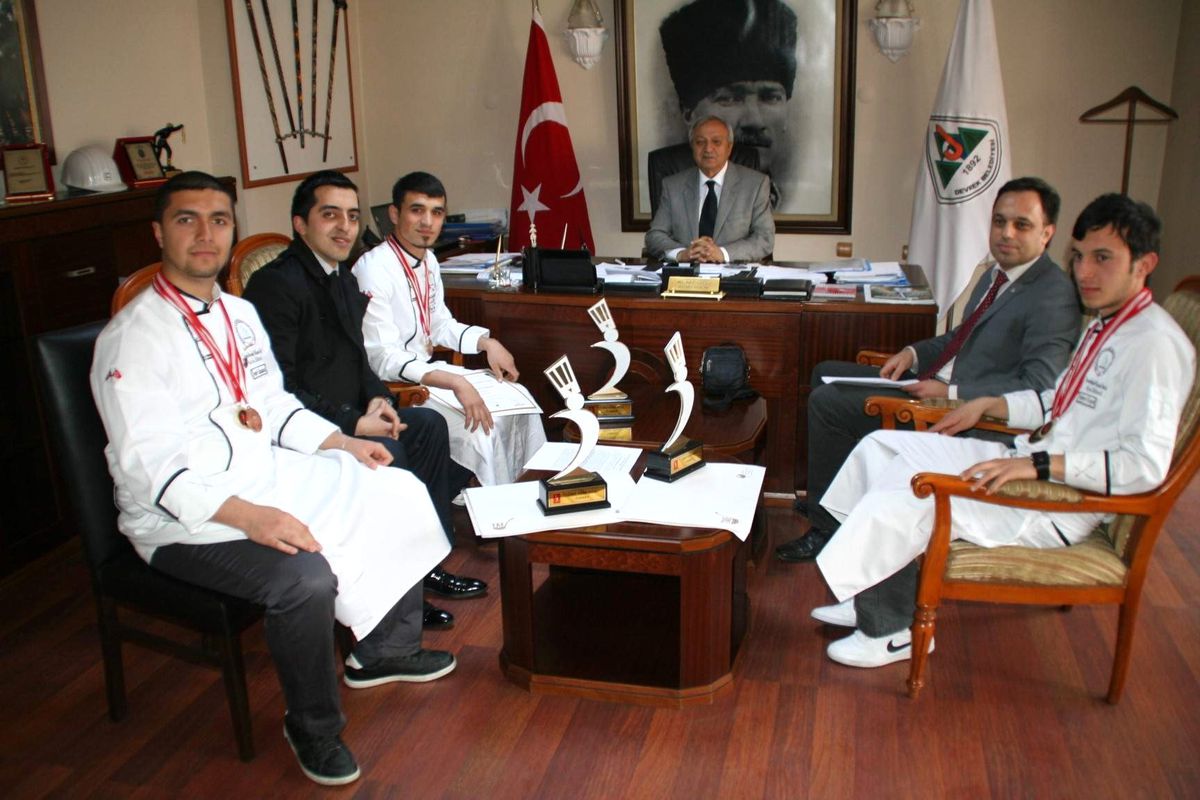 Aşçılık Öğrencilerinden Belediyeye Ziyaret