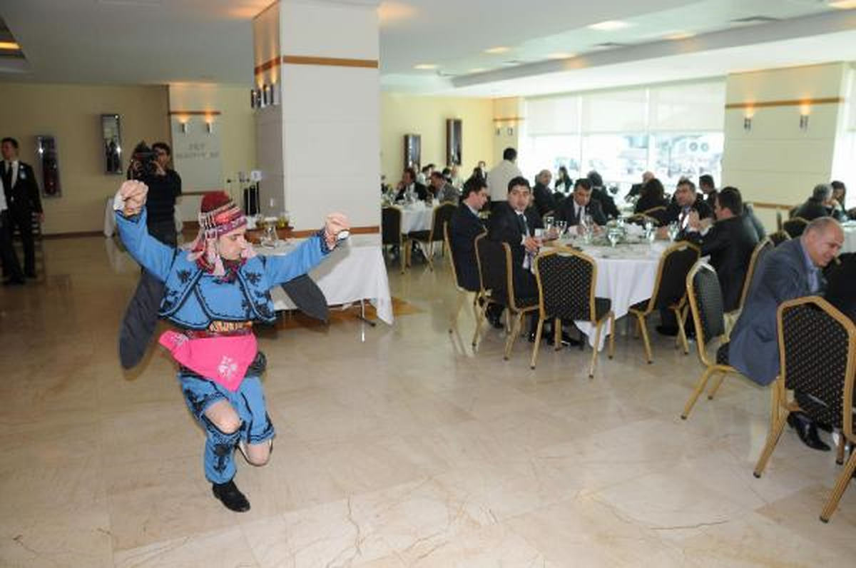 Atatürk Havalimanı\'nda Ege Haftası "Tadıverin Gari" Sloganıyla Başladı