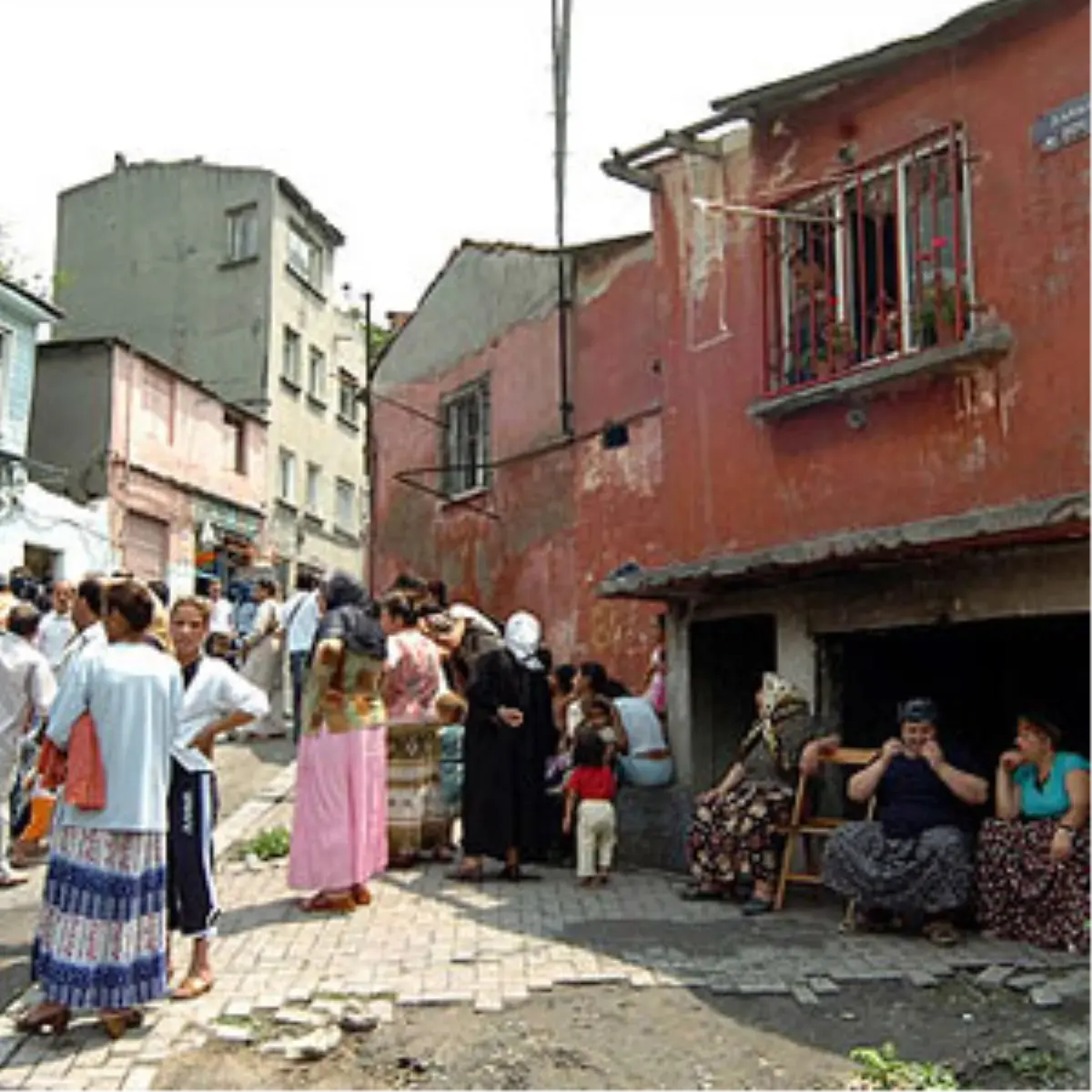 'Çinçin Mahallesi', Film Oluyor