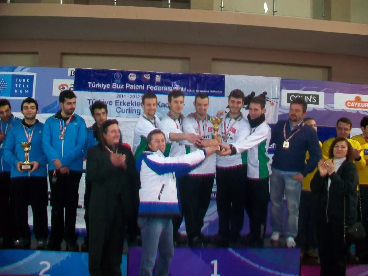 Curling Şampiyonları Belli Oldu