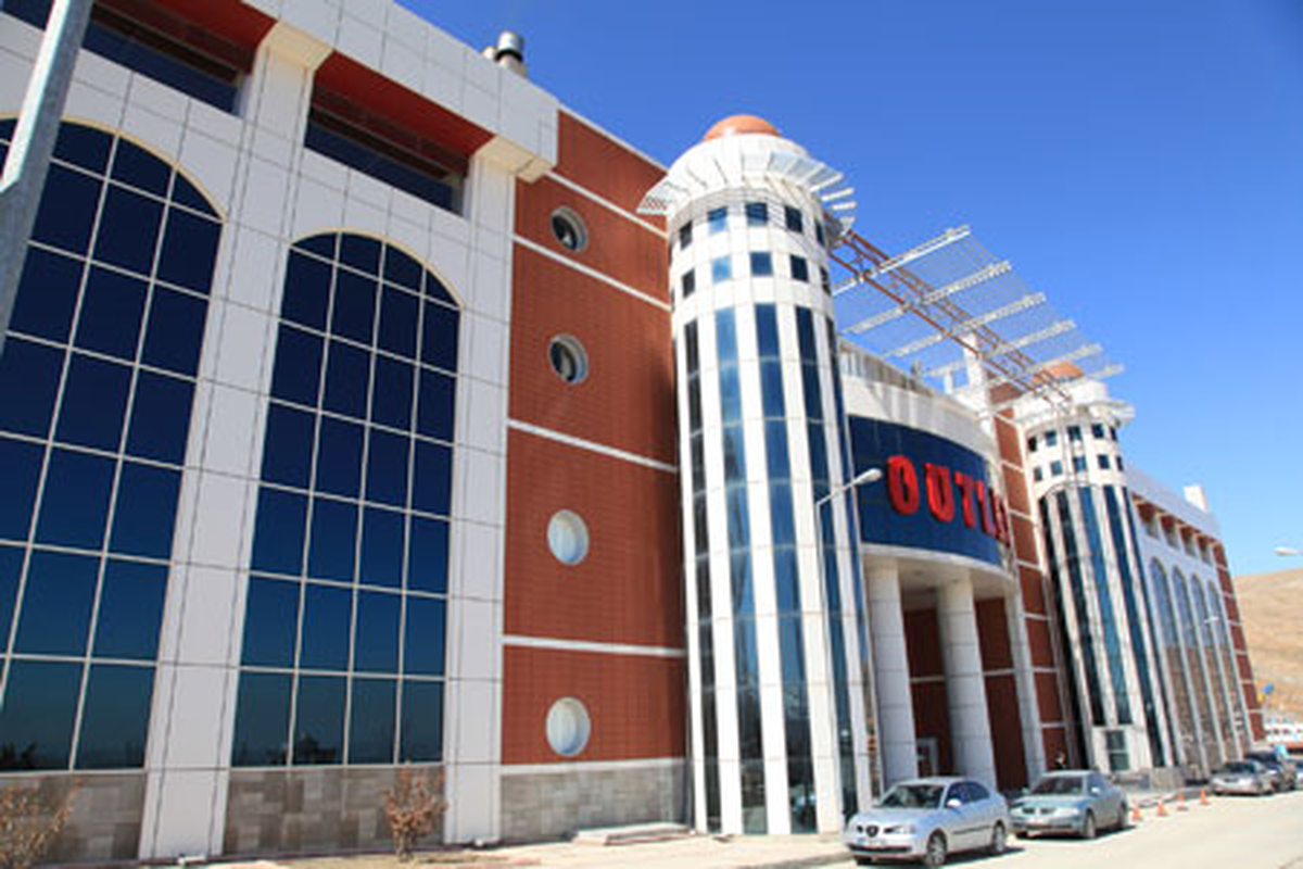 Doğu Anadolu\'ya İlk Outlet