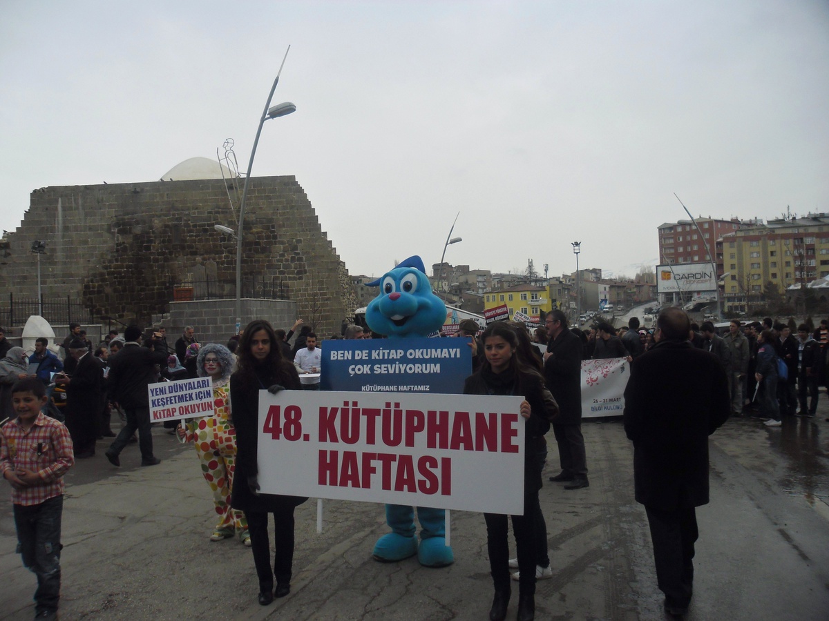 Erzurum Avm Kütüphane Haftası Çalışmalarına Tam Destek Oldu