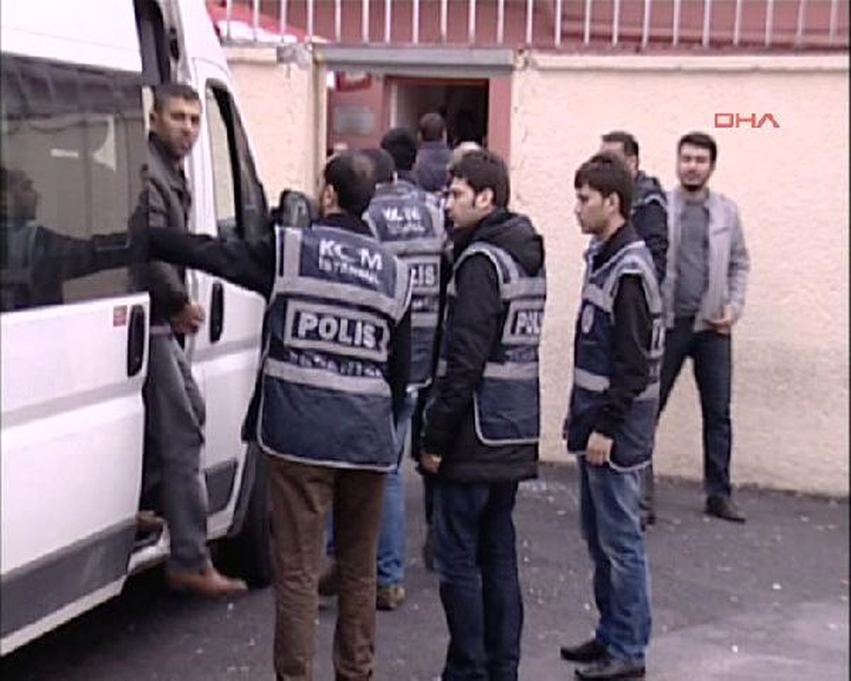"Gizli Tanık Poyraz\'ı Tehdit" Gözaltıları Adliyede