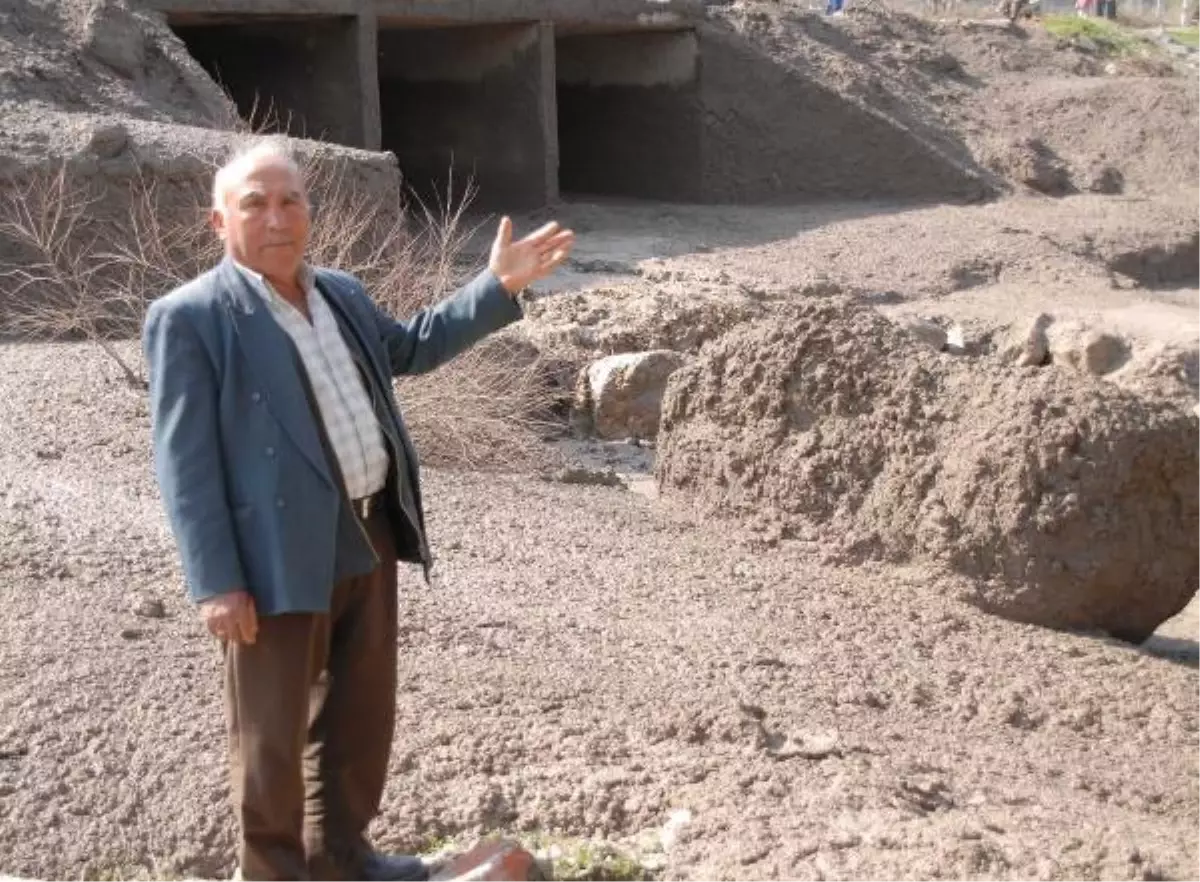 Kar Eridi, Dere Taştı, Tarlalar Sular Altında