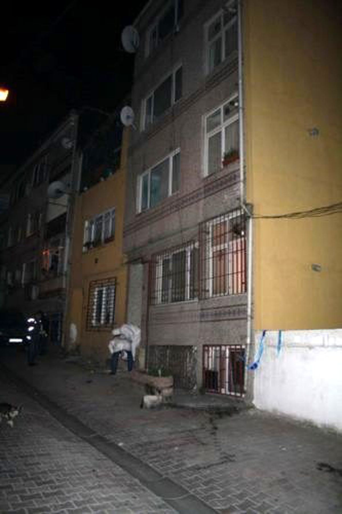 Kasımpaşa\'da Ses Bombası Patlatıldı