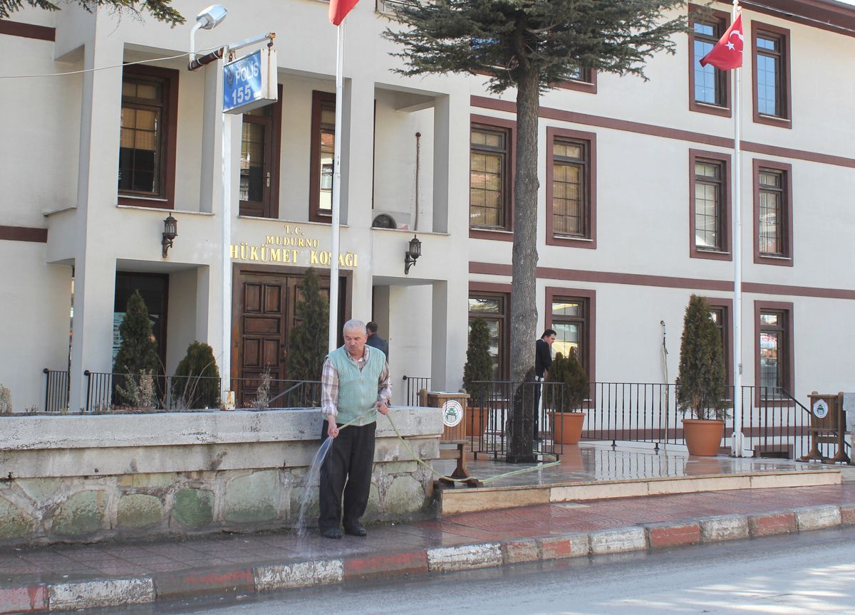 Mudurnu\'da Bahar Temizliği Başladı