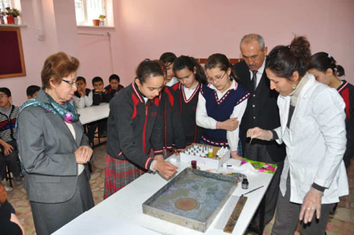 Nurel Taner Okul Yaptırdı