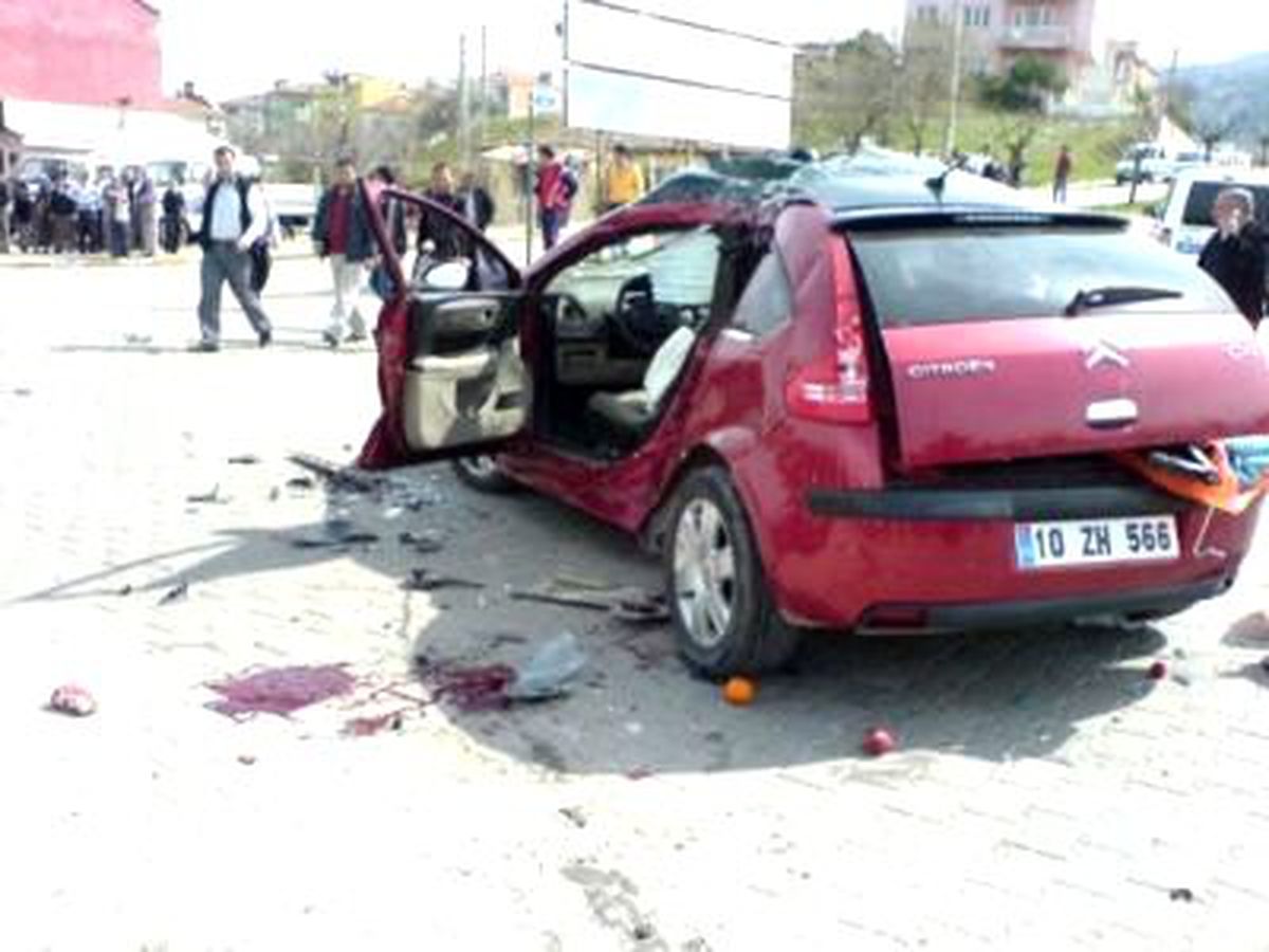 Sındırgı\'da Trafik Kazası: 1 Ölü