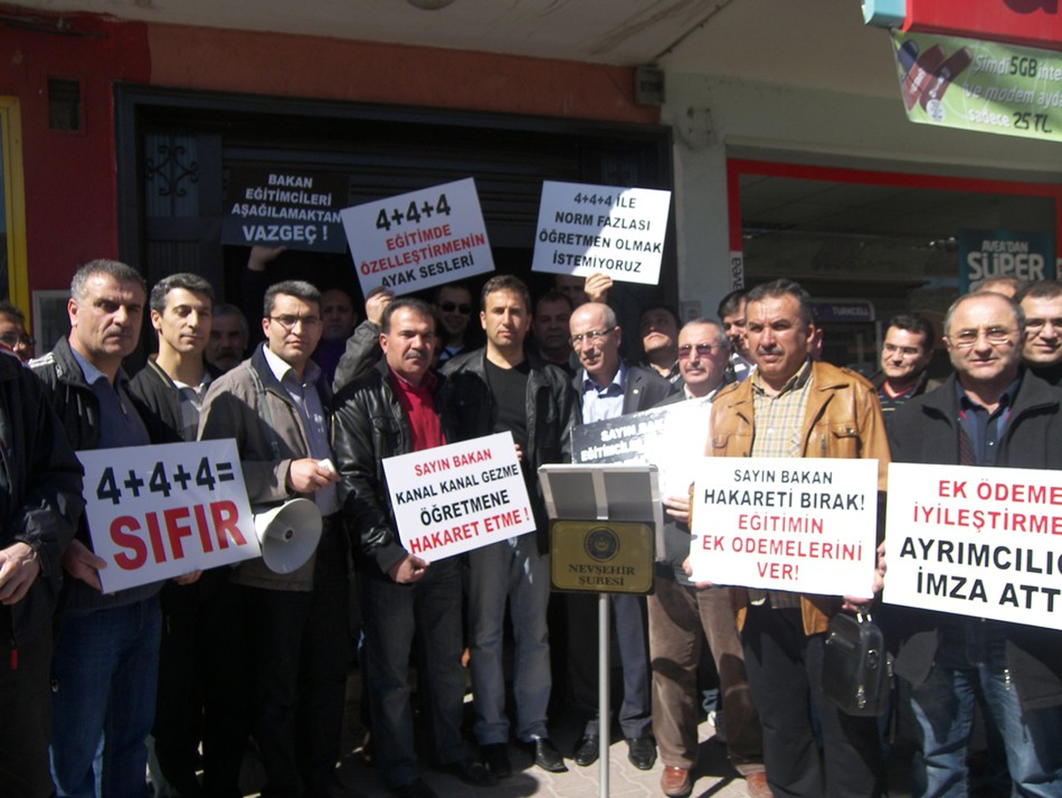 Türk Eğitimsen Şube Başkanı Mustafa Uğur Açıklaması