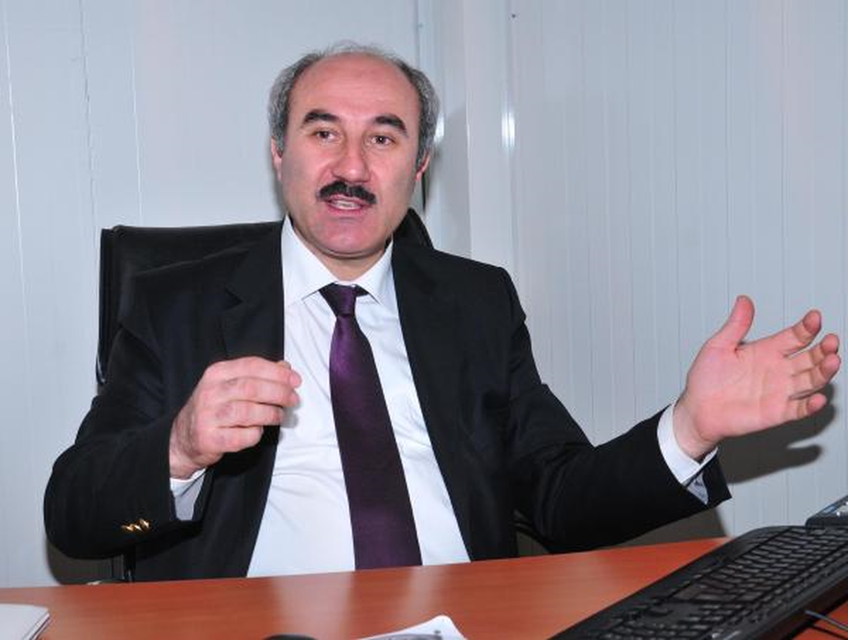 Van Gölü\'nde Hes Kavgası