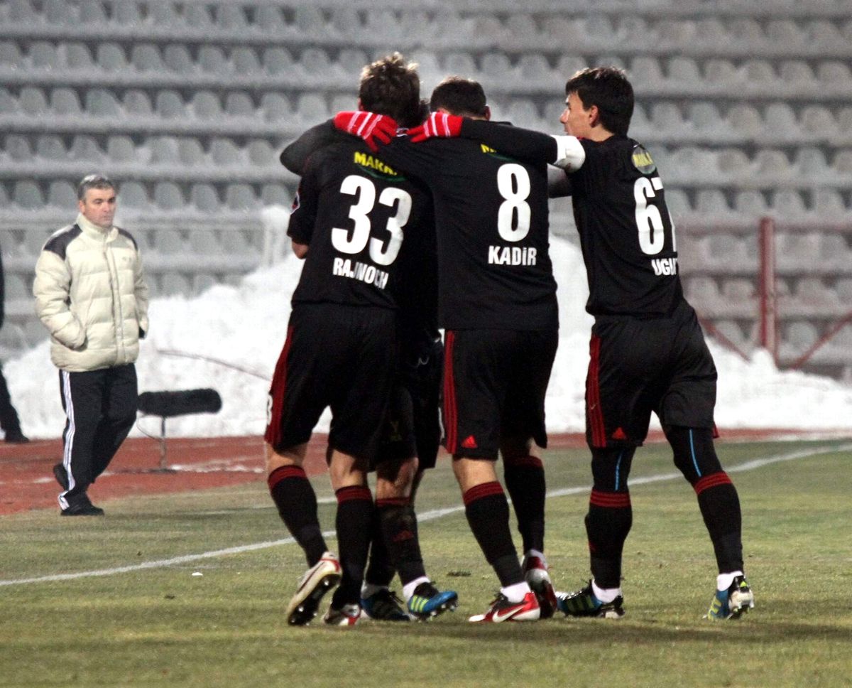 Yiğidolar 6 Maç Sonra Galibiyetle Tanıştı