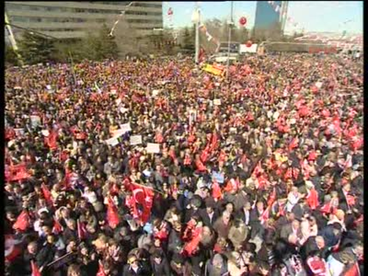 Tandoğan\'da Grup Toplantılı Miting