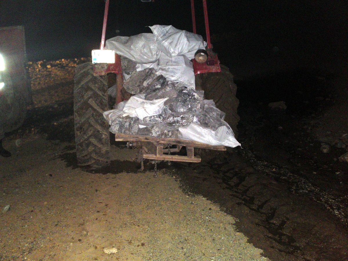 Adana\'da Kaçak Çıkarılan 7 Ton Krom Madeni Ele Geçirildi