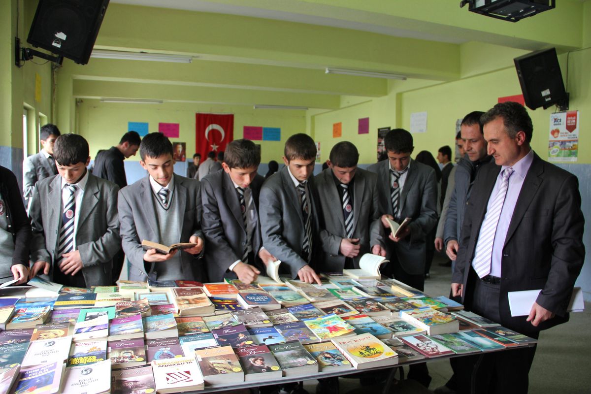 Anadolu İmam Hatip Lisesi Kütüphane Haftasını Kutladı
