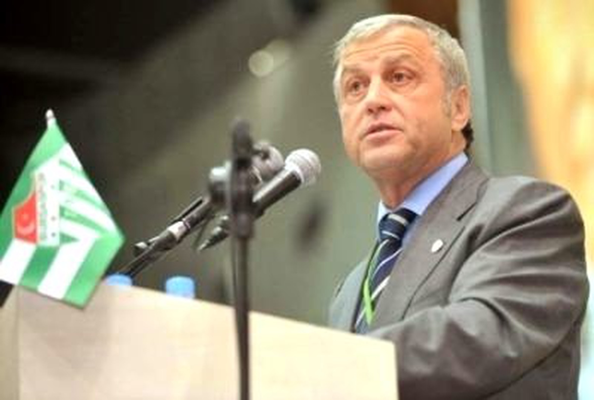 Bursaspor Başkanı İbrahim Yazıcı\'dan Açıklamalar