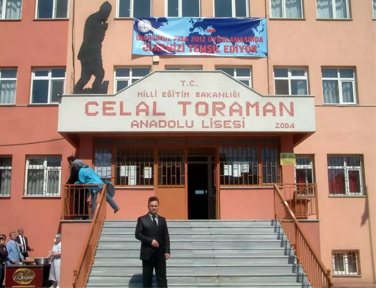 Celal Toraman Anadolu Lisesi Balıkesir'i Temsil Edecek