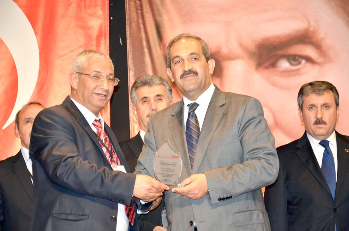 Doğan Ürgüp Yılın \'Belediye Başkanı Ödülü\'ne Layık Görüldü