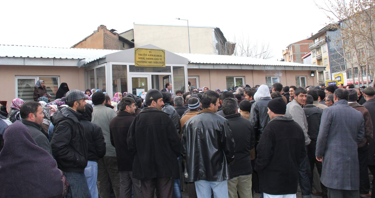 Erzurum\'da Kömür Kuyruğu