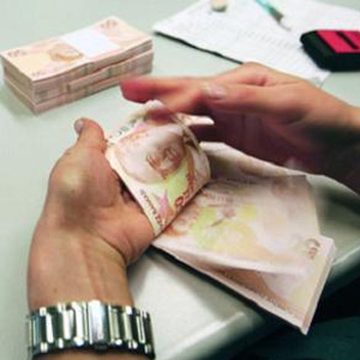 Merkez, Faiz Oranlarını Değiştirmedi