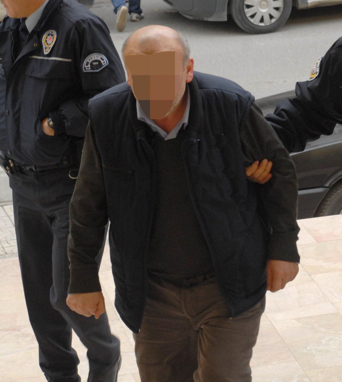 Genç Kız "Taciz" Şikayetini Geri Aldı