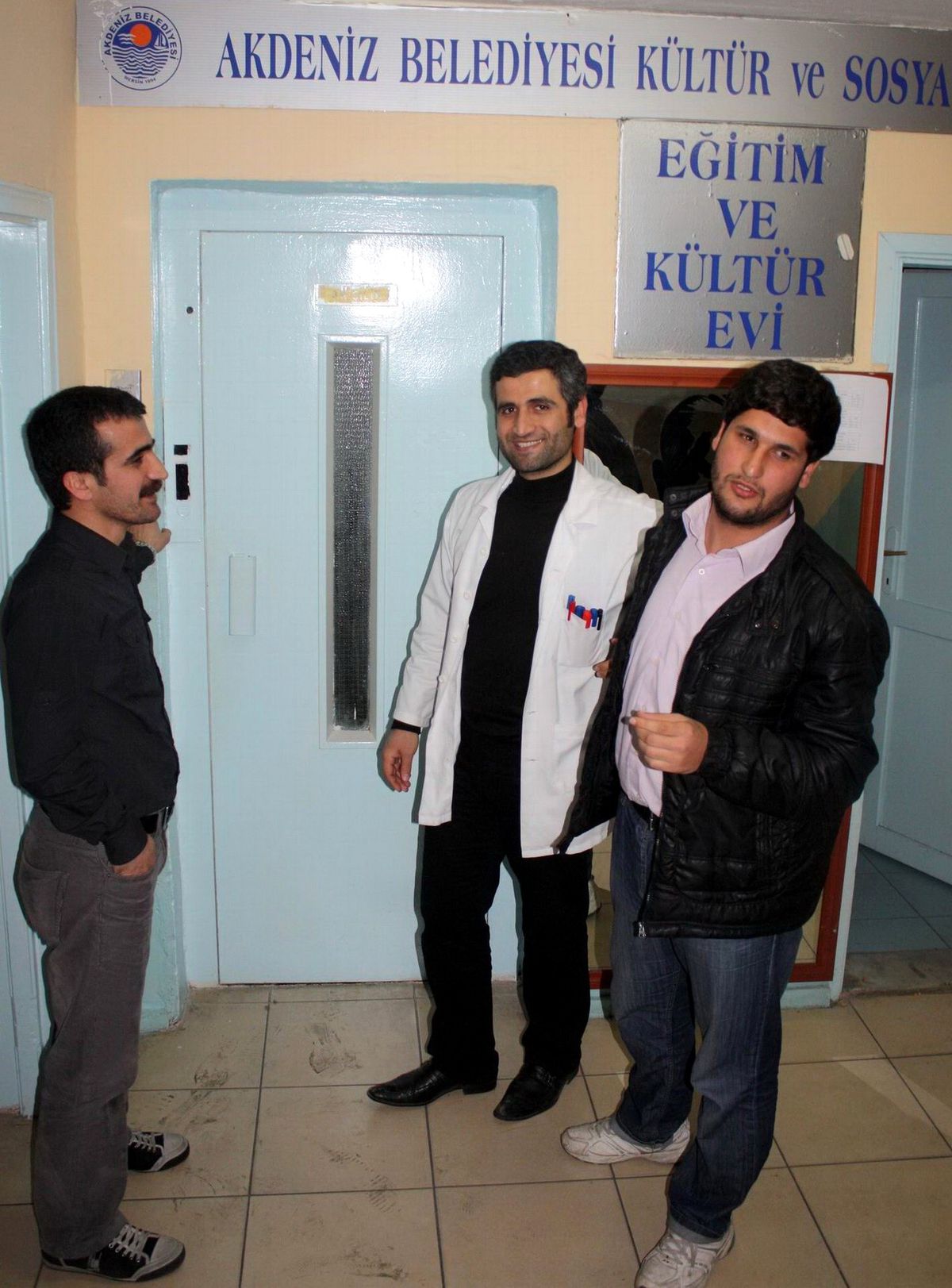 Görme Engelli Gence Eğitim Destek Evi'nden Büyük Destek