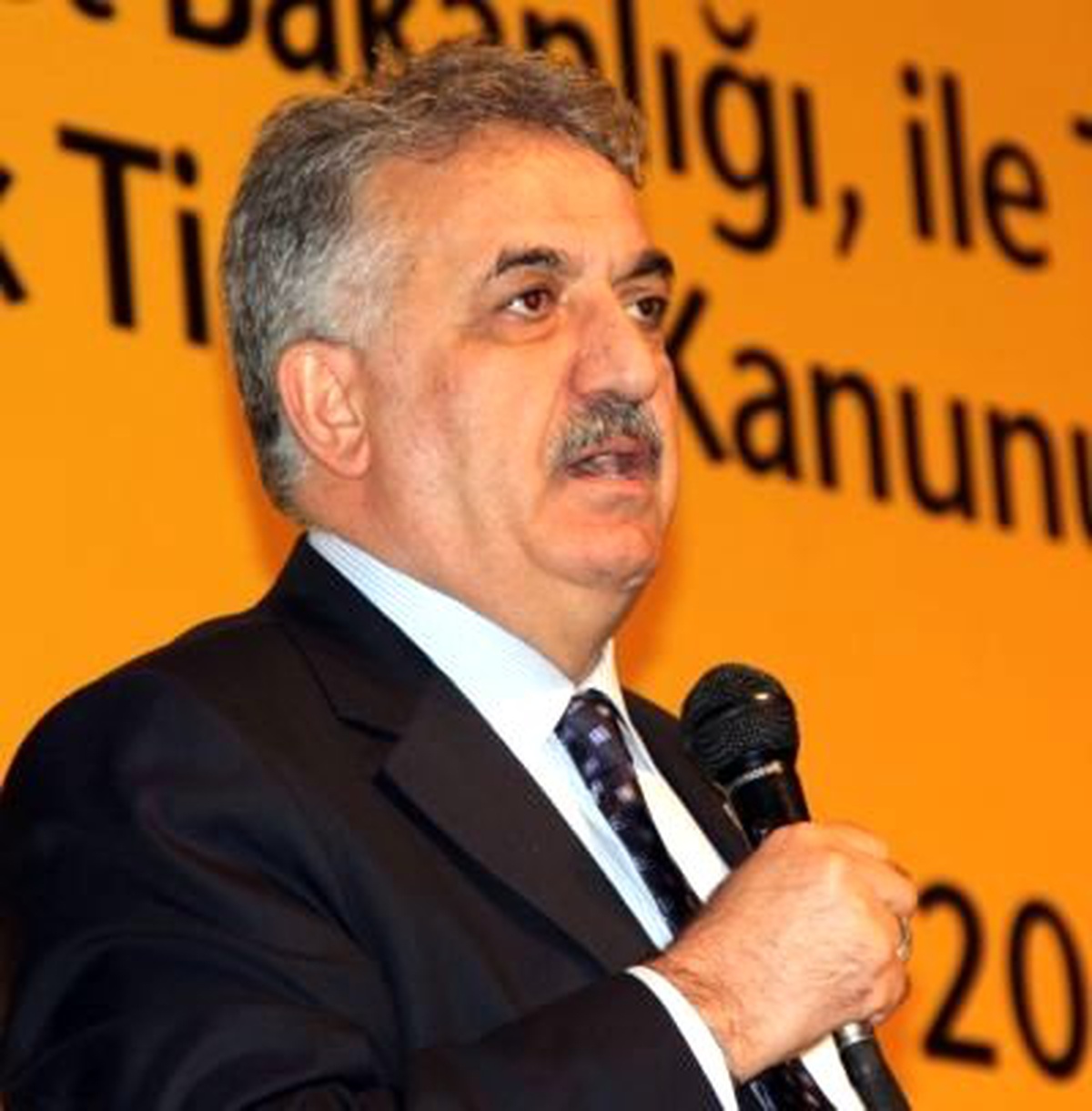 Yazıcı: "Kumar İçin Yapılan Giriş ve Çıkışlar Düzenlenecek"