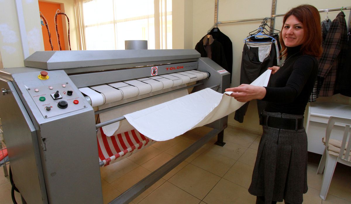 Hibe Kredi ile Kurduğu Ütü Evi Hayatını Değiştirdi