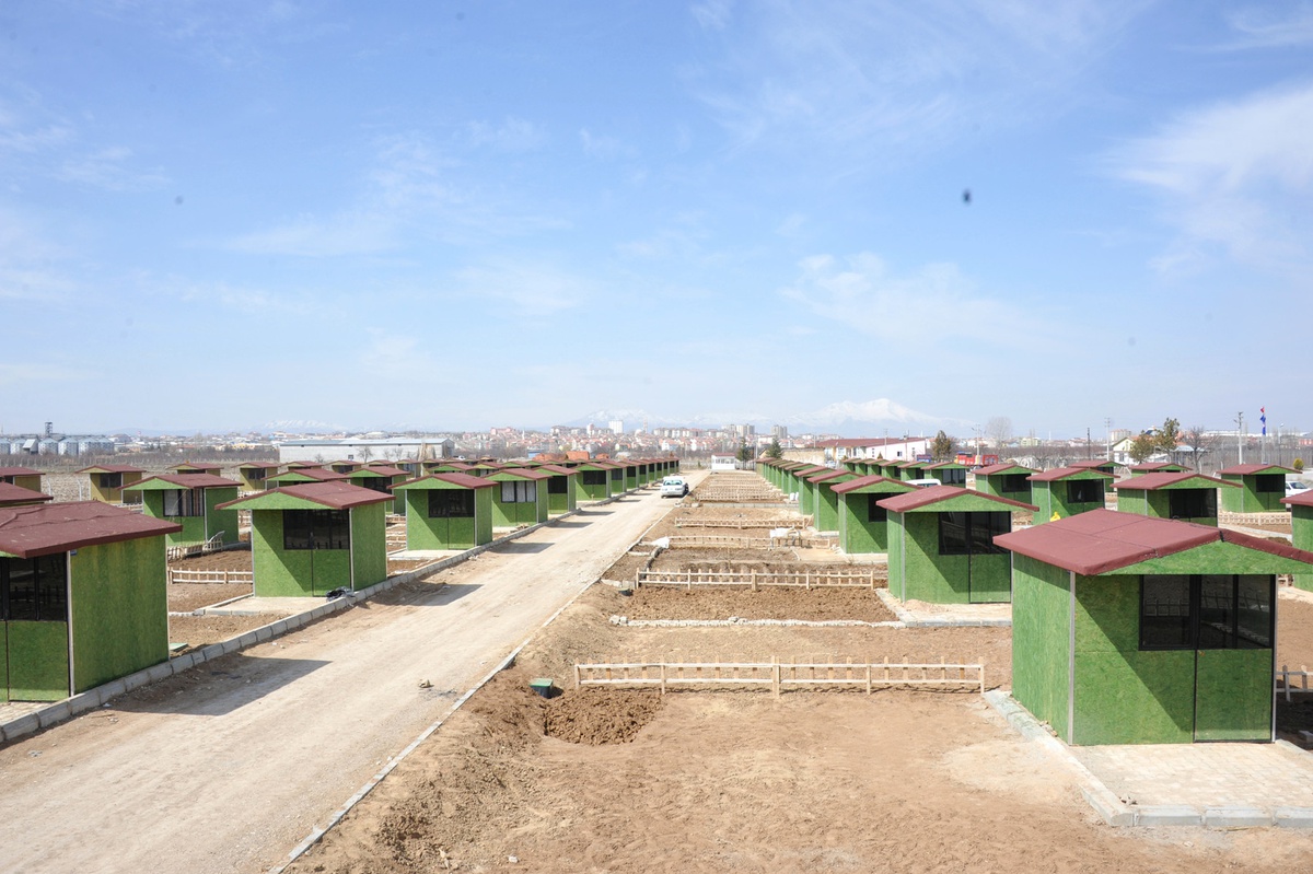 Karamanlıların Huzur Bahçesi İlgisi