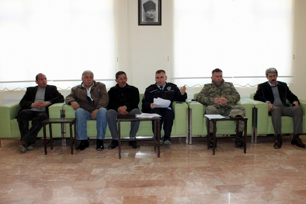 Muhtarlarla Huzur Toplantısı Yapıldı