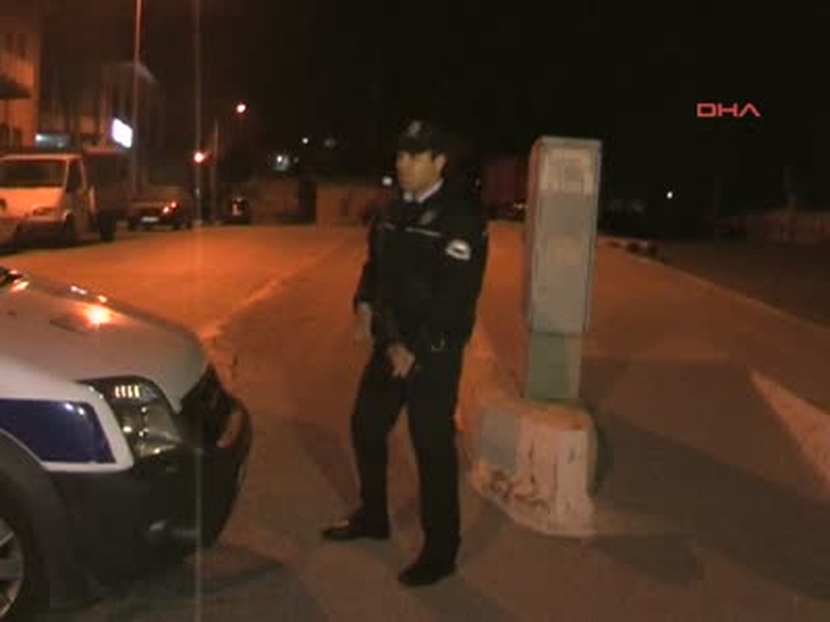 Otomobil Bagajına Konulan Kutu Paniğe Yol Açtı