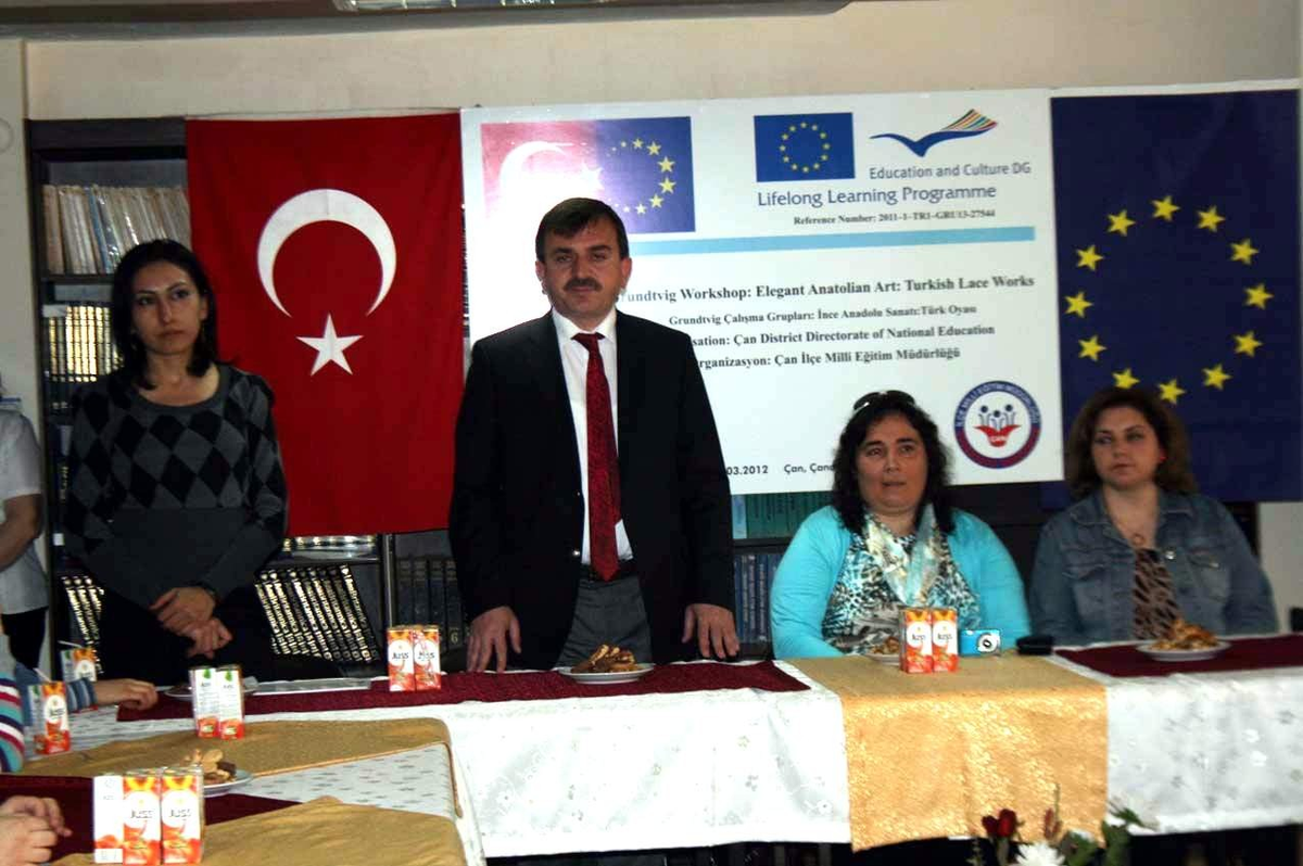 Türk Oyasını Öğrenen Yabancı Konuklar İçin Sergi