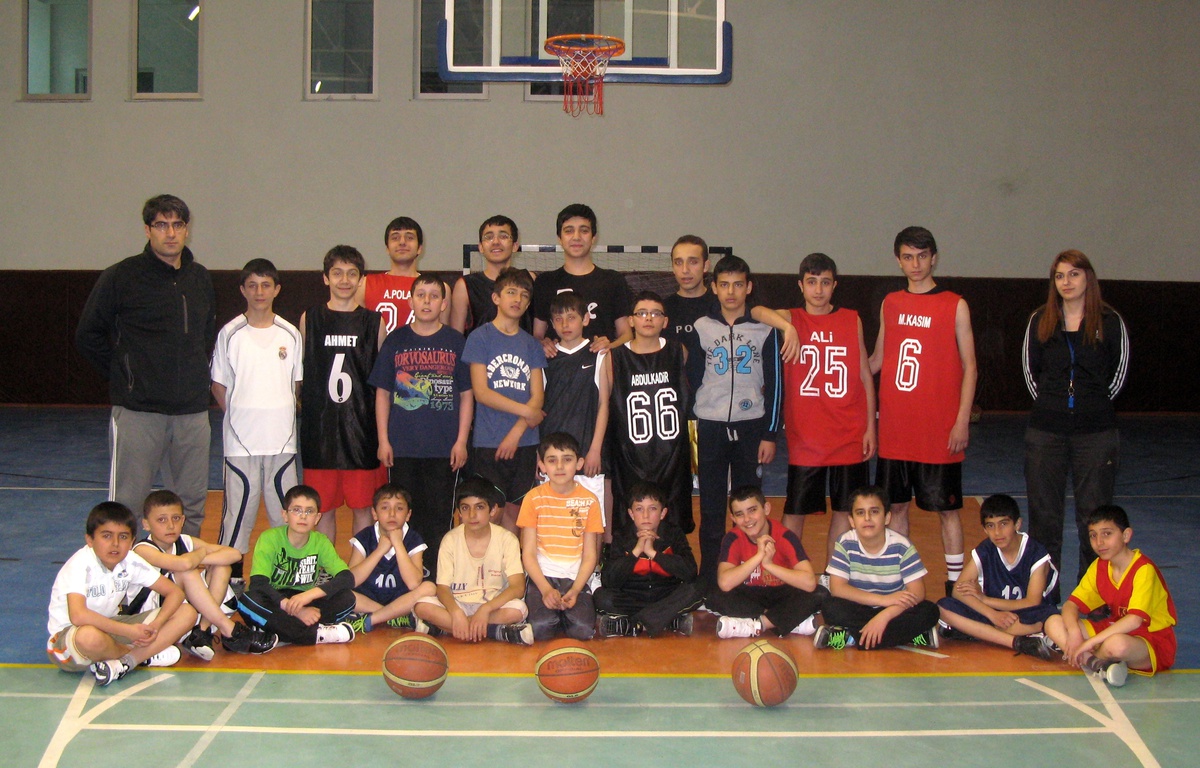 Yakutiye Gençlikspor Basketbol Takımları Çalışmalarını Tüm Hızıyla Sürdürüyor