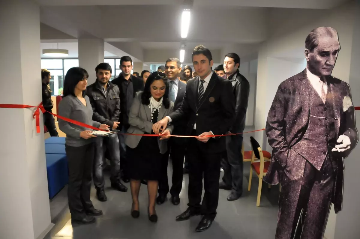 Zkü'de Fotoğraf Sergisi